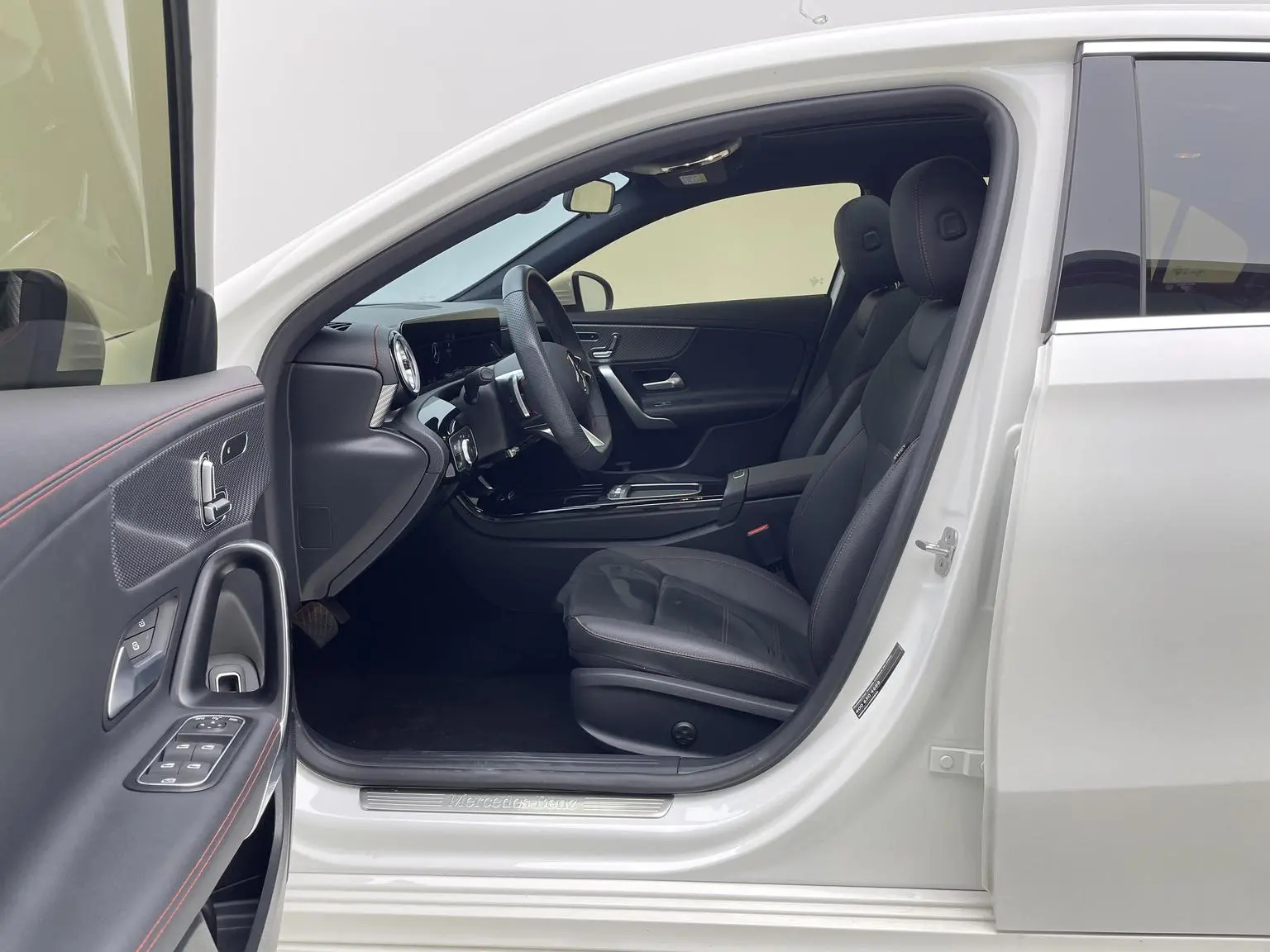 Mercedes-Benz A Class 2024 2nd Facelift A 200 L Fashion