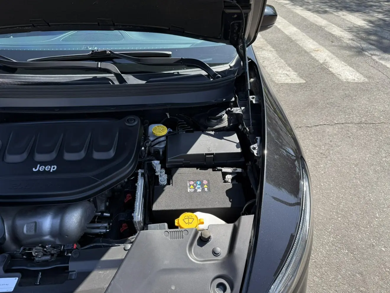Jeep Cherokee 2020 2.0L 2WD Classic Sport