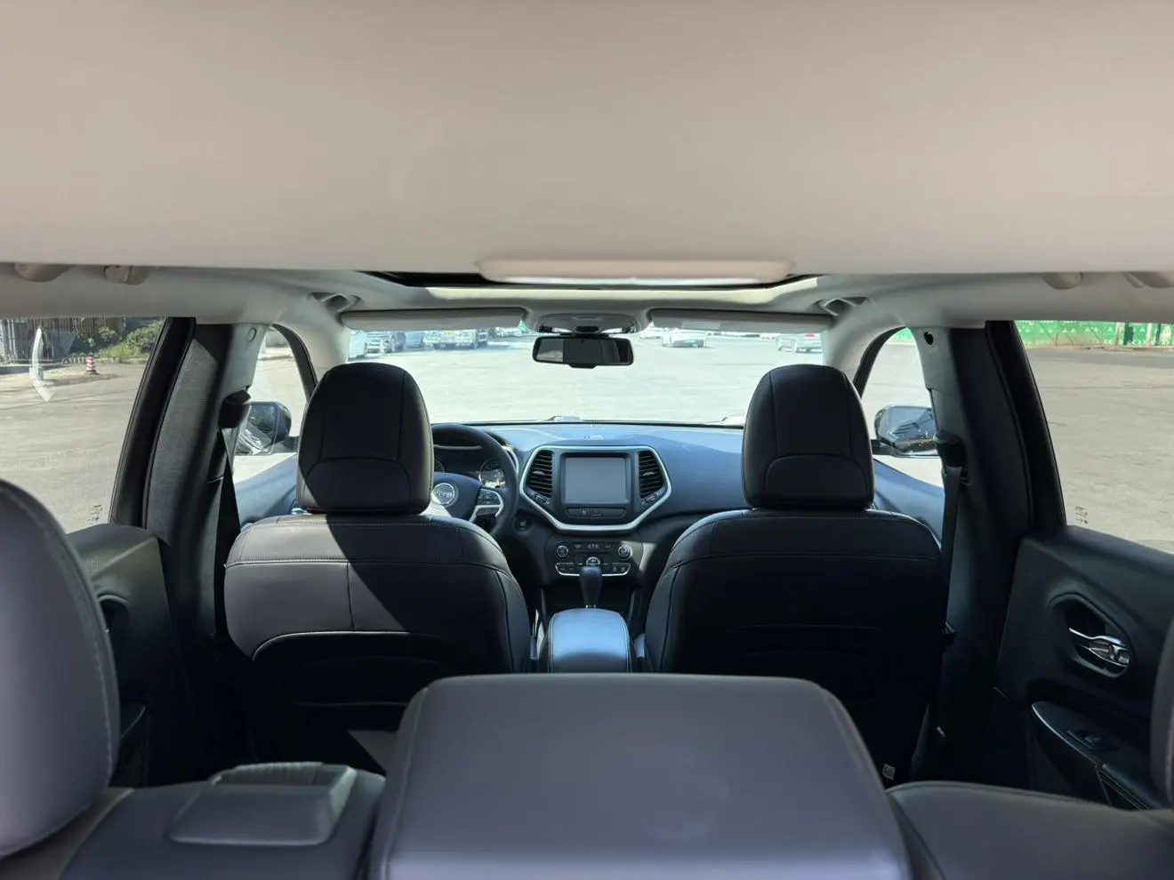 Jeep Cherokee 2020 2.0L 2WD Classic Sport