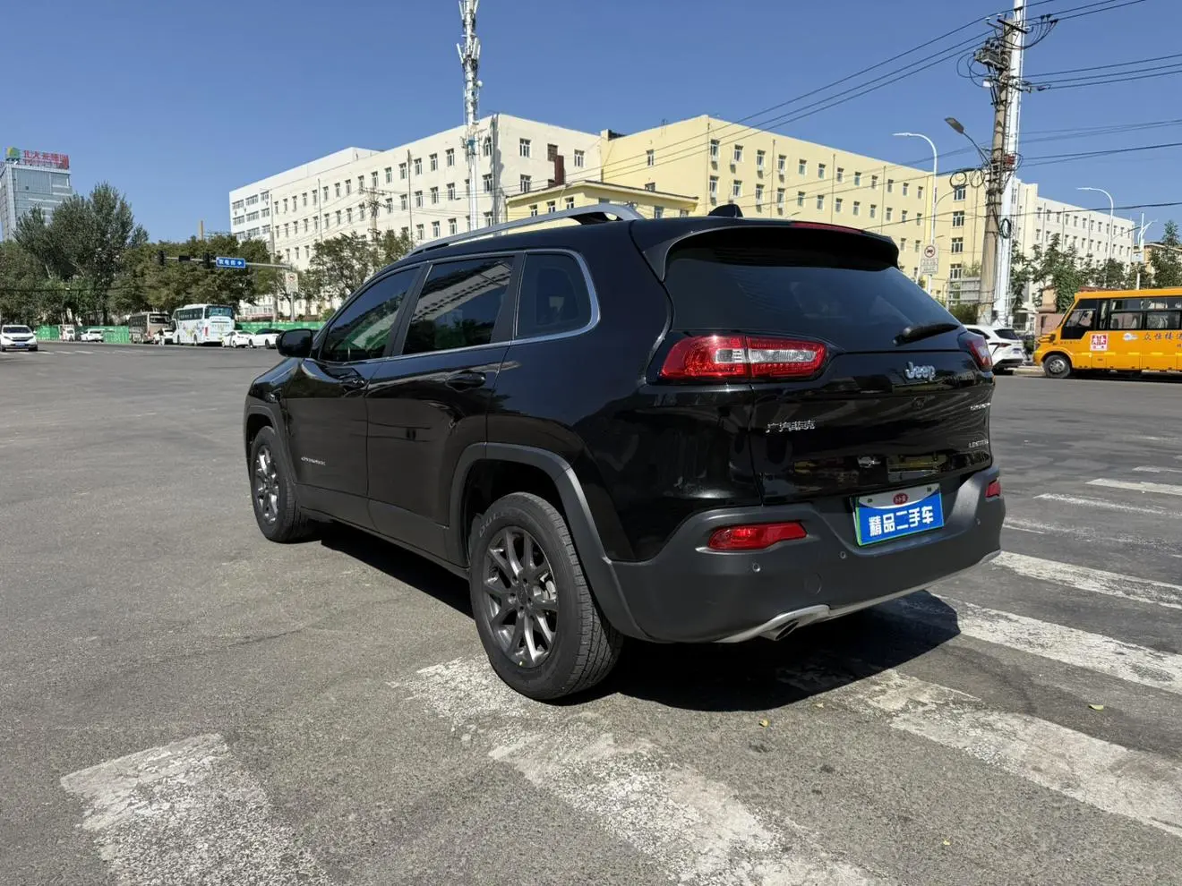 Jeep Cherokee 2020 2.0L 2WD Classic Sport