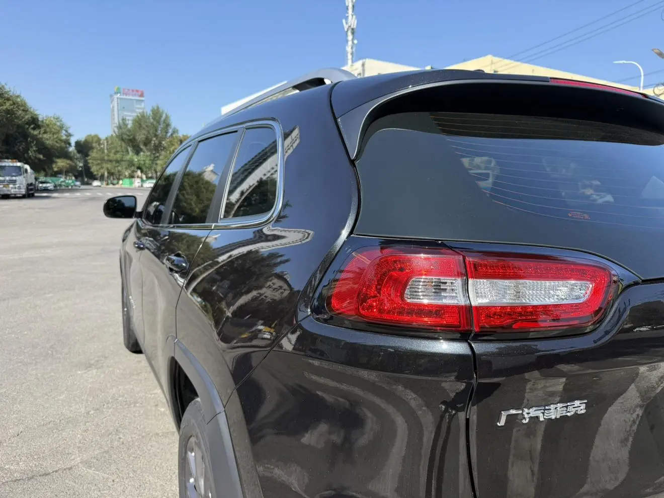 Jeep Cherokee 2020 2.0L 2WD Classic Sport