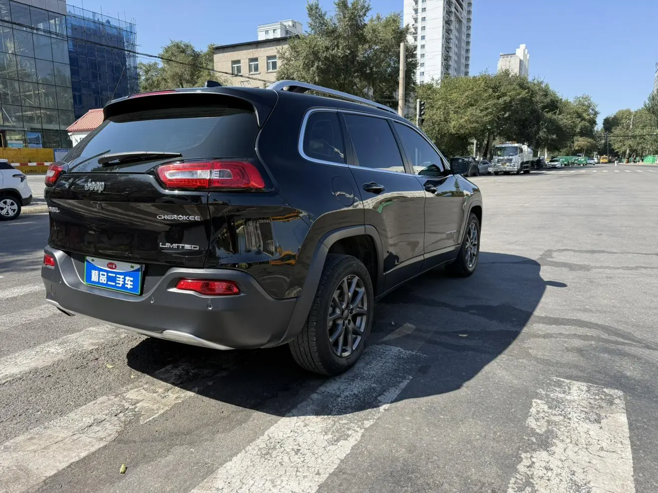 Jeep Cherokee 2020 2.0L 2WD Classic Sport
