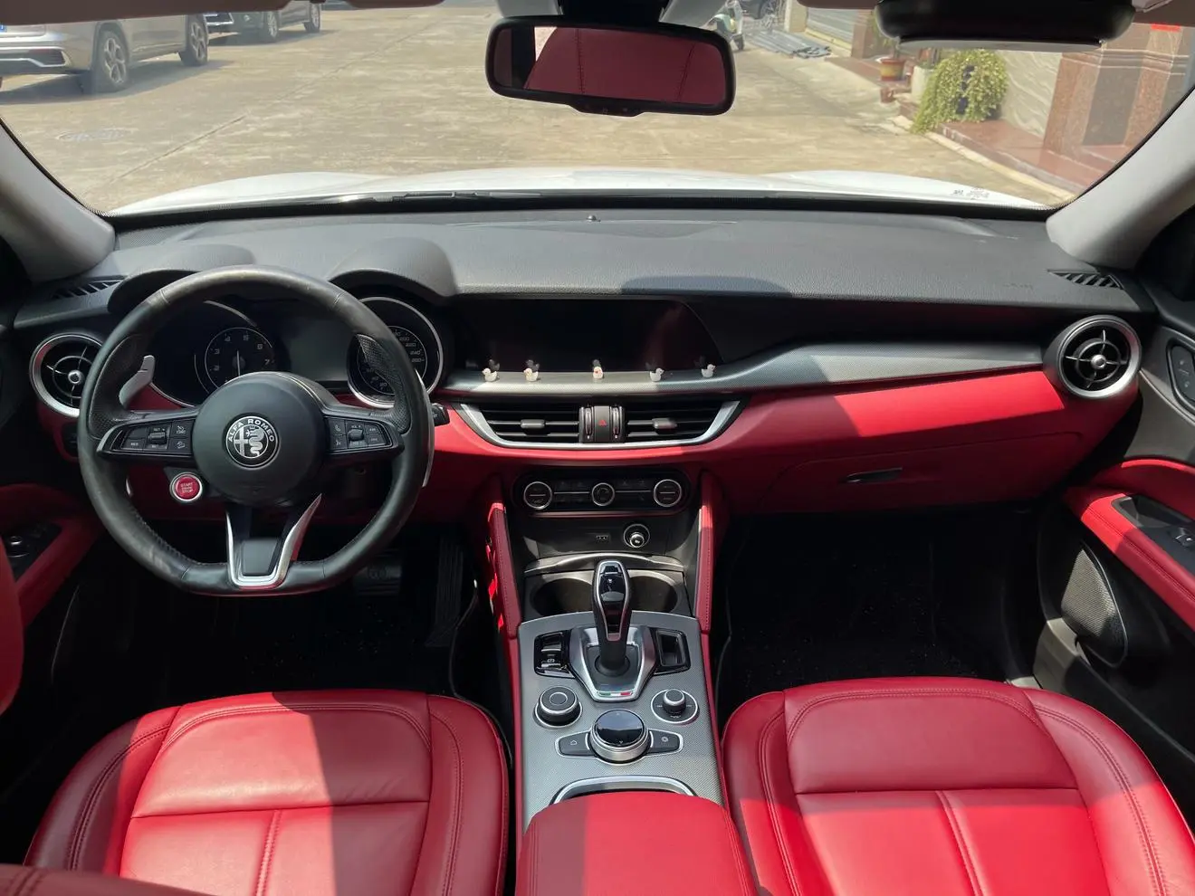 Alpha Stelvio 2020 2.0T 280HP Luxury