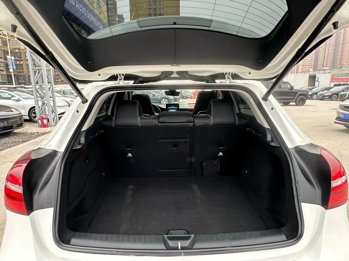 Mercedes-Benz GLA 2019 GLA 200 Dynamic
