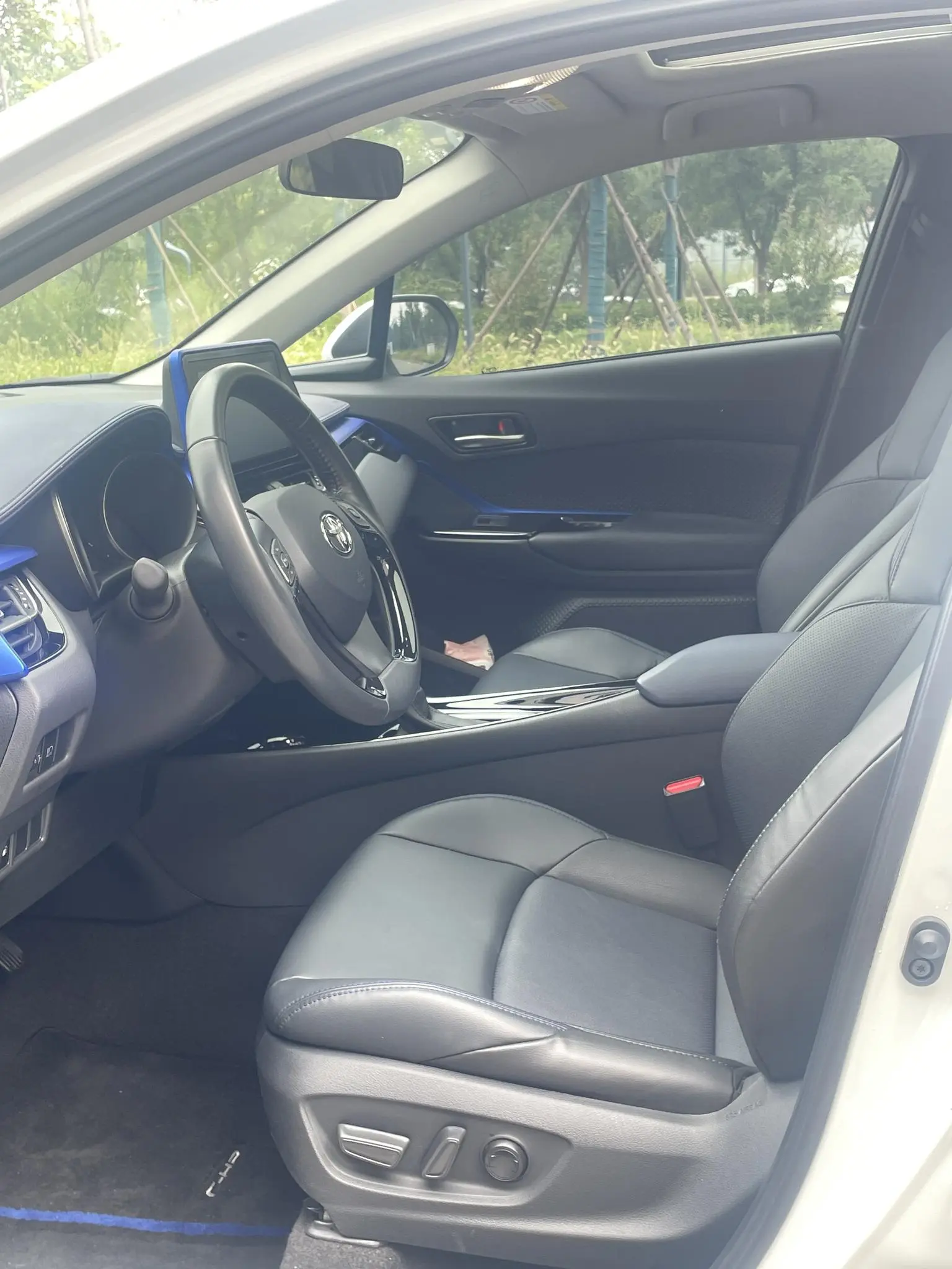 Toyota C-HR 2021 2.0L Luxury