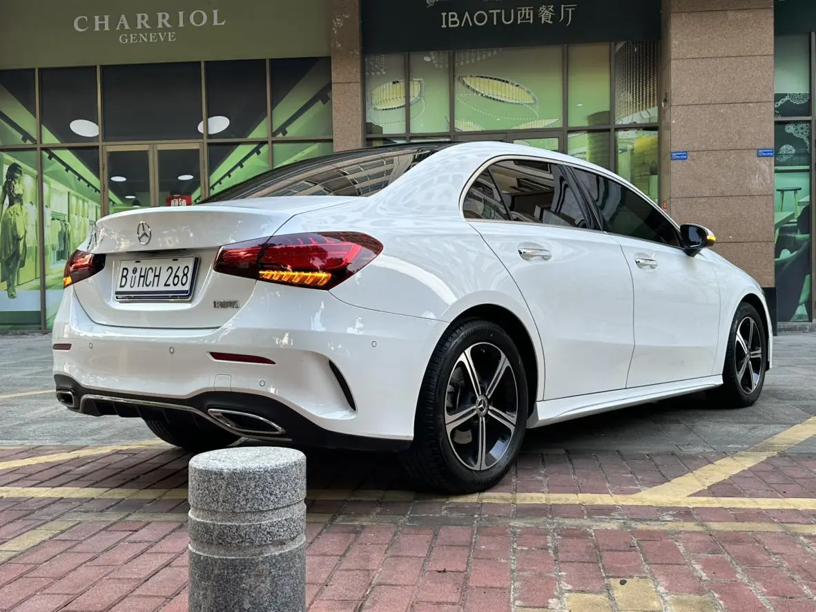 Mercedes-Benz A Class 2024 2nd Facelift A 200 L Fashion