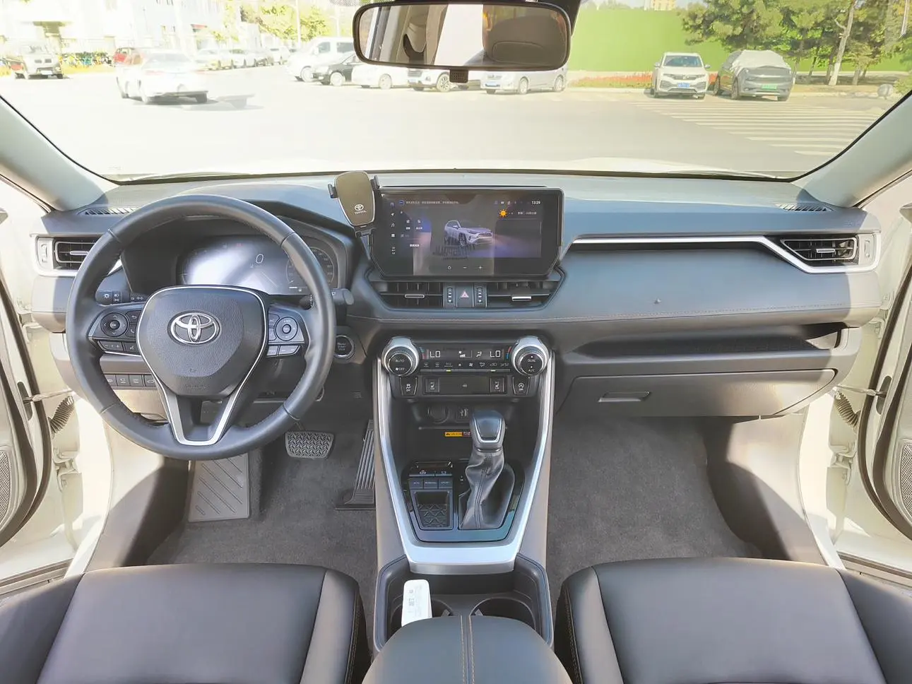 Toyota RAV4 RAV4 2024 2.0L CVT 2WD PLUS