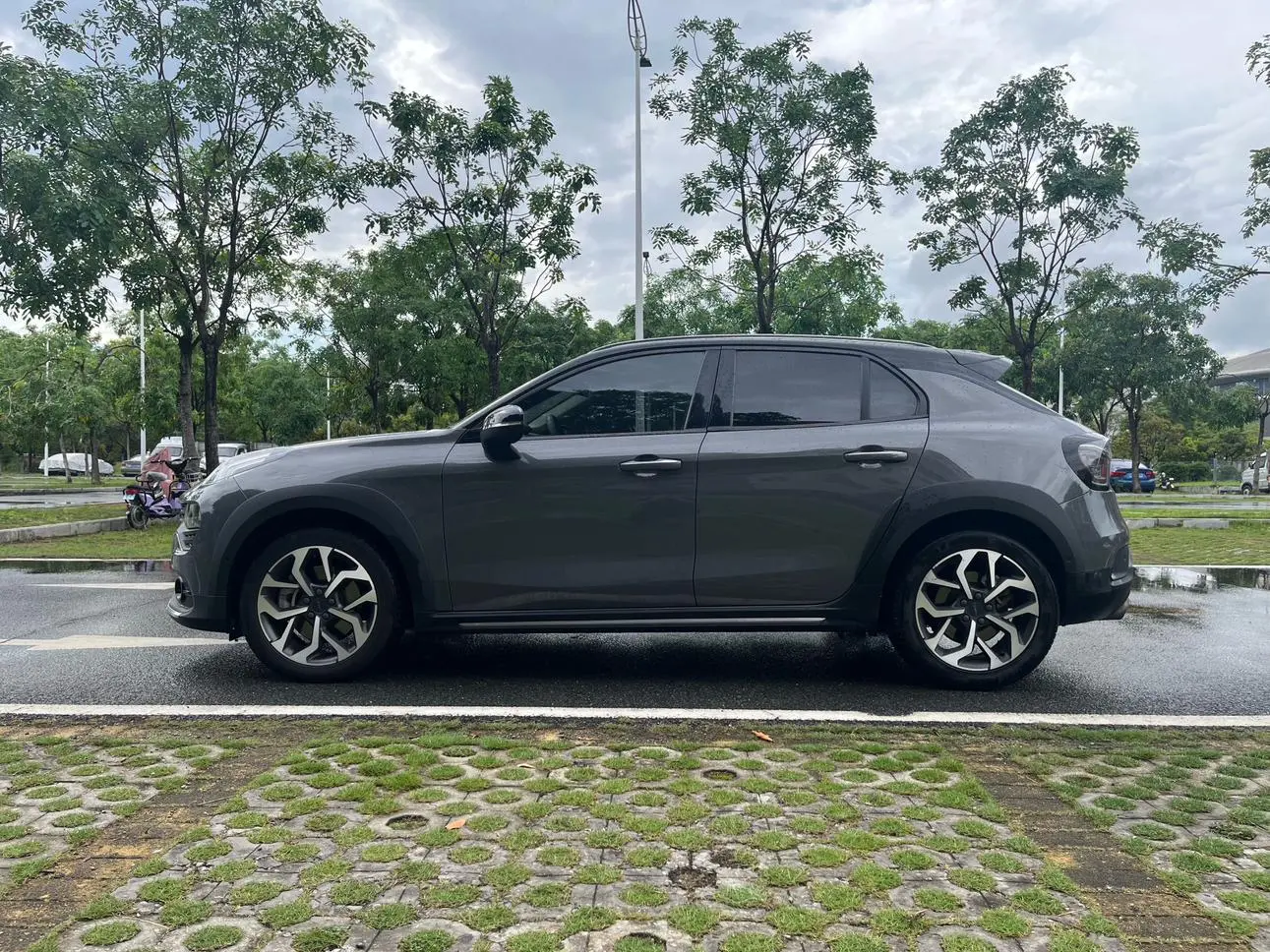 Lynk & Co 02 2018 2.0T DCT 4WD Dynamic Pro China V