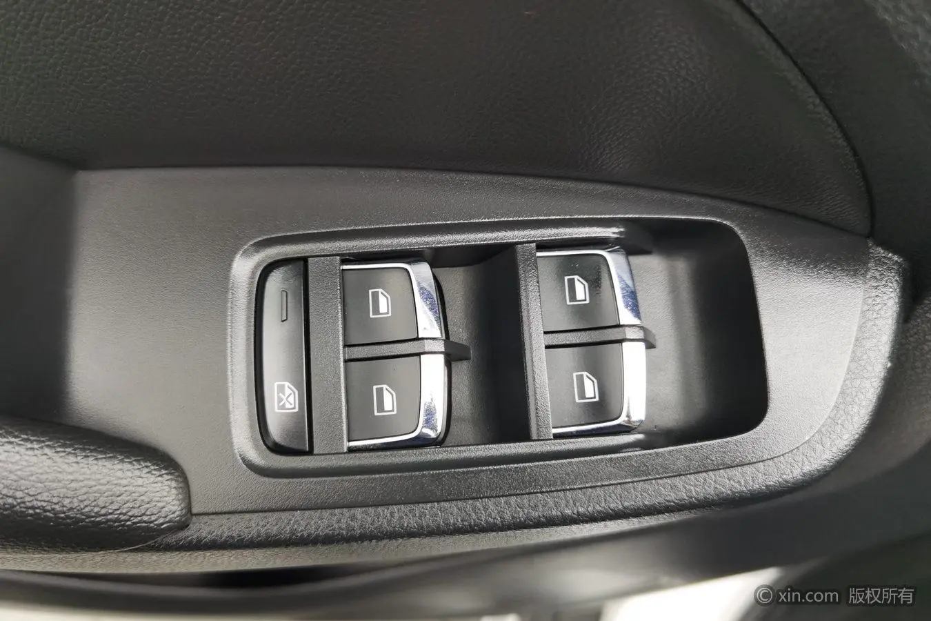 Roewe RX5 2020 20T Auto 4G Connected Flagship
