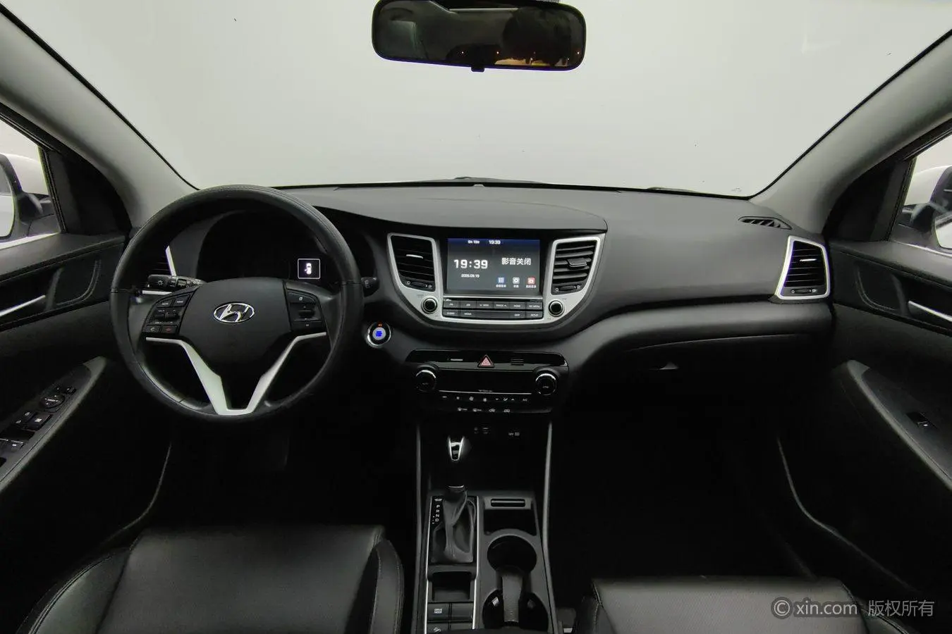 Hyundai Tucson 2018 1.6T DCT 2WD 15 Anniversary