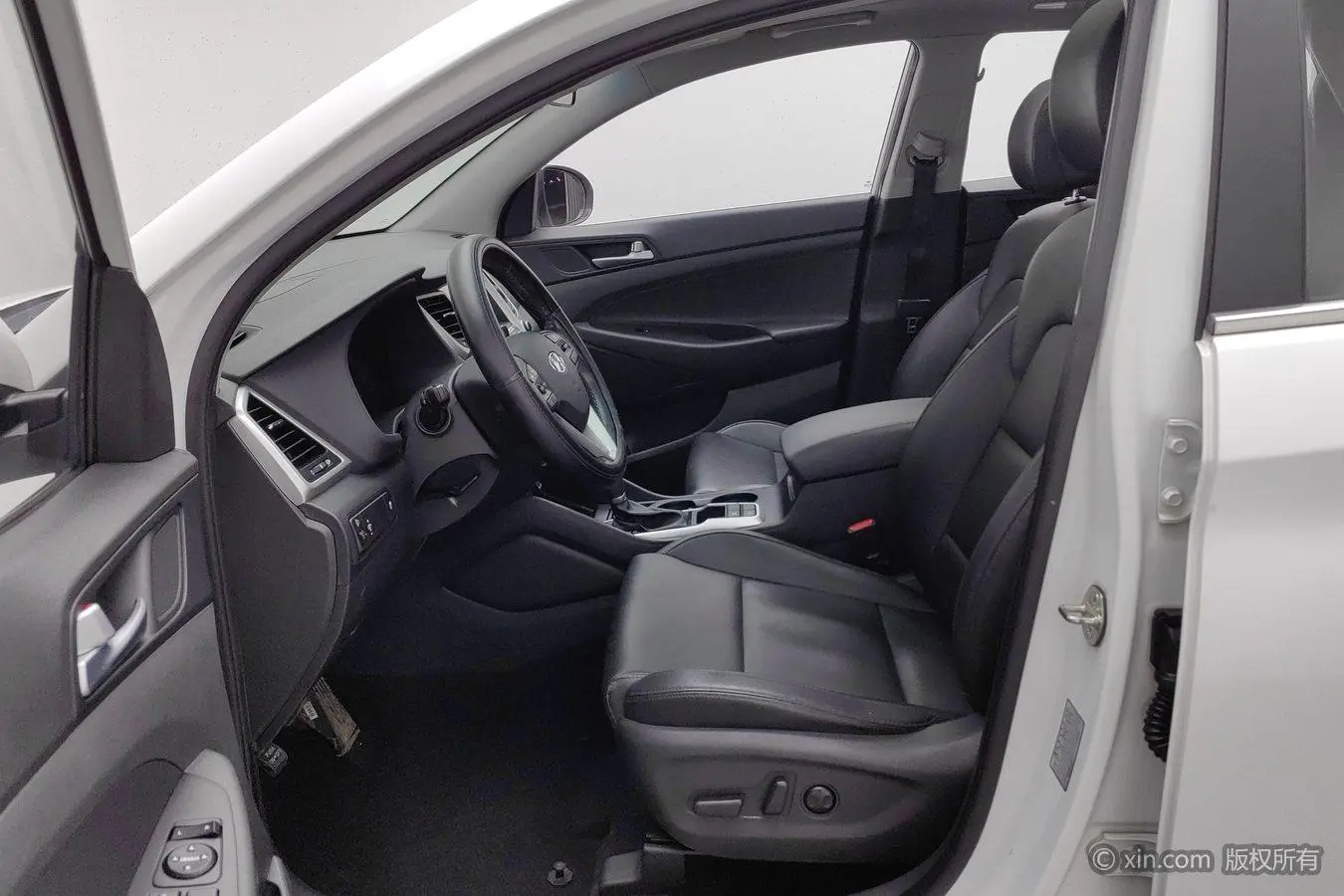 Hyundai Tucson 2018 1.6T DCT 2WD 15 Anniversary