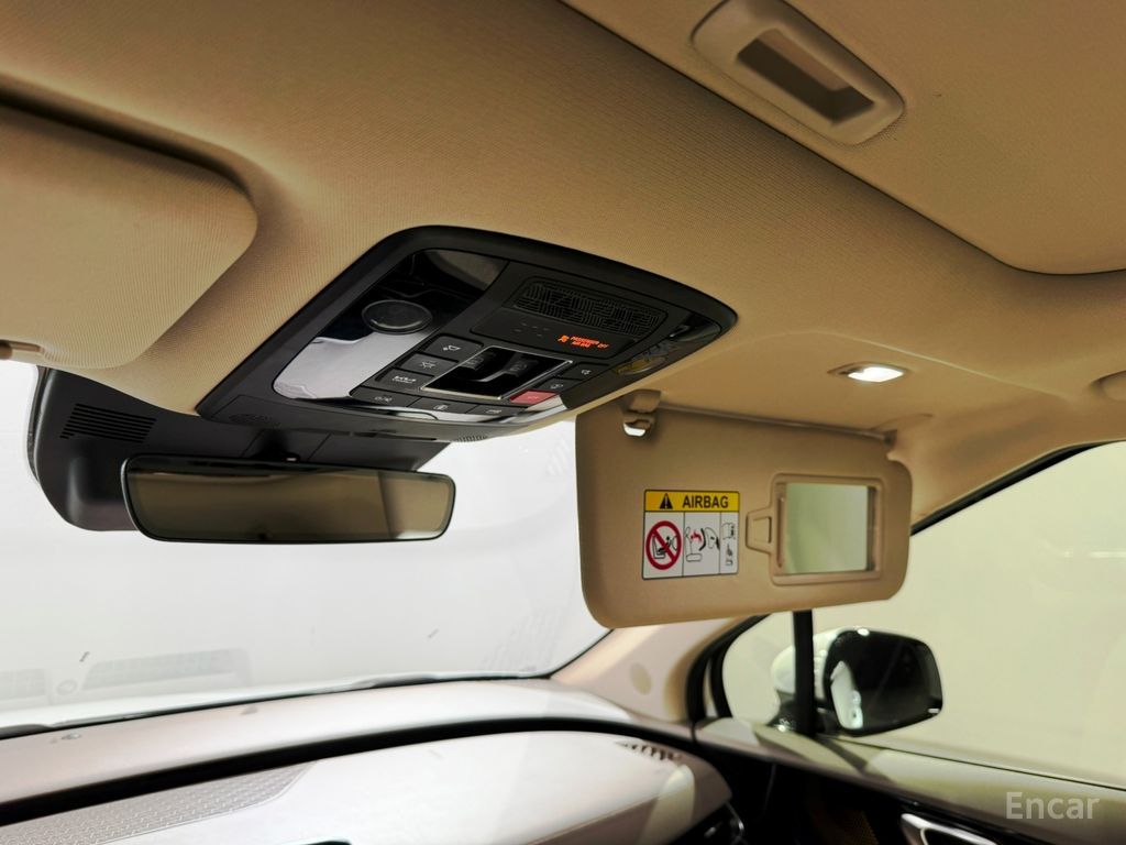Kia The New Carnival 4th generation HEV 7-seater Signature 2025