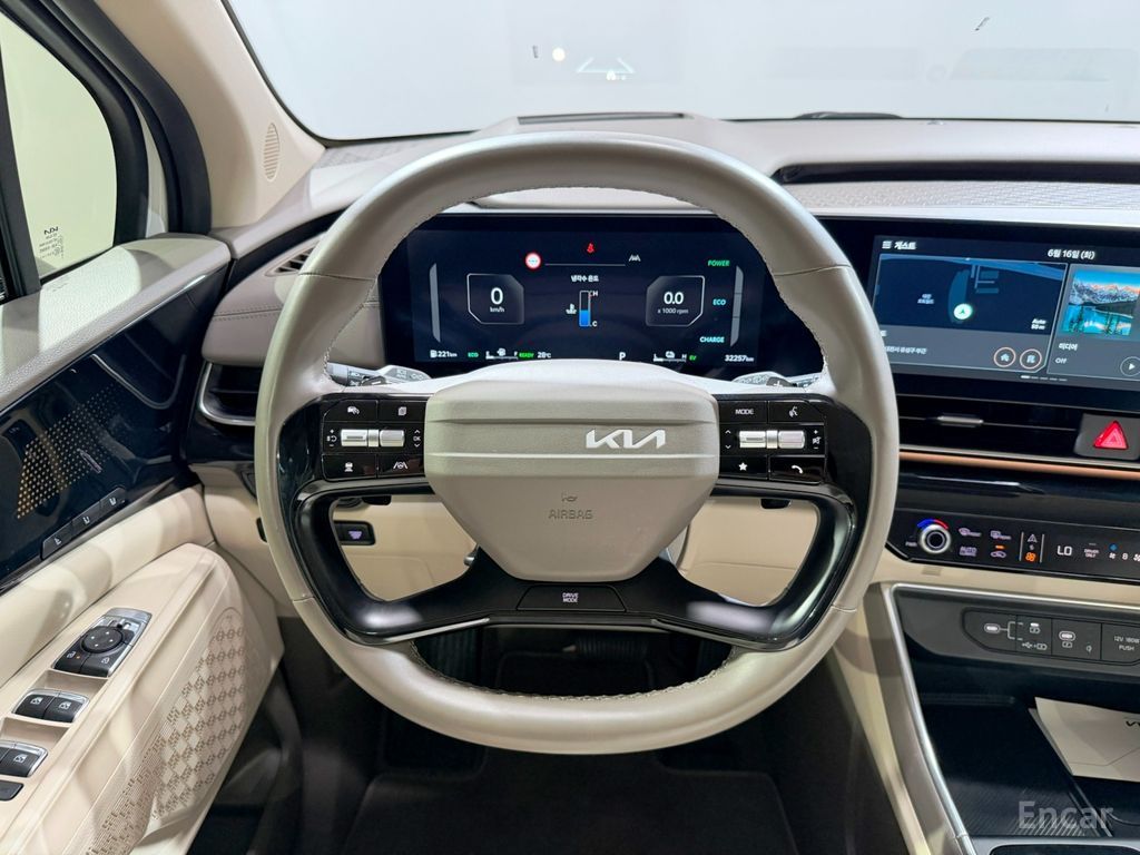 Kia The New Carnival 4th generation HEV 7-seater Signature 2025