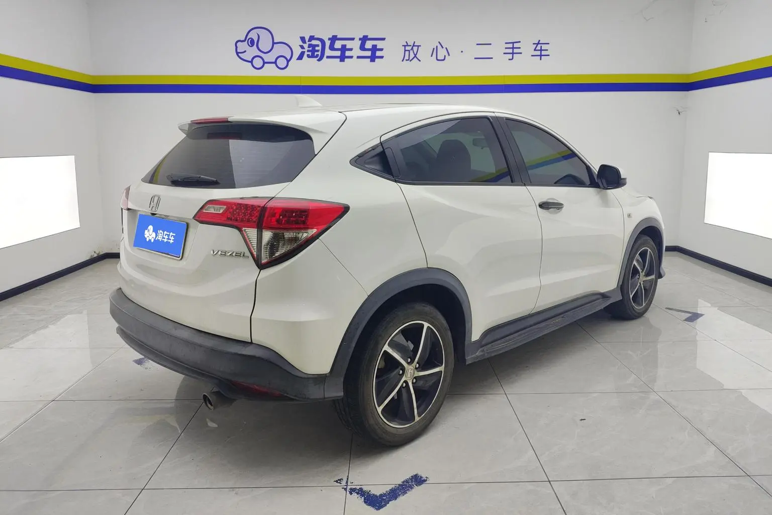 Honda Vezel 2020 1.5L CVT Pioneer