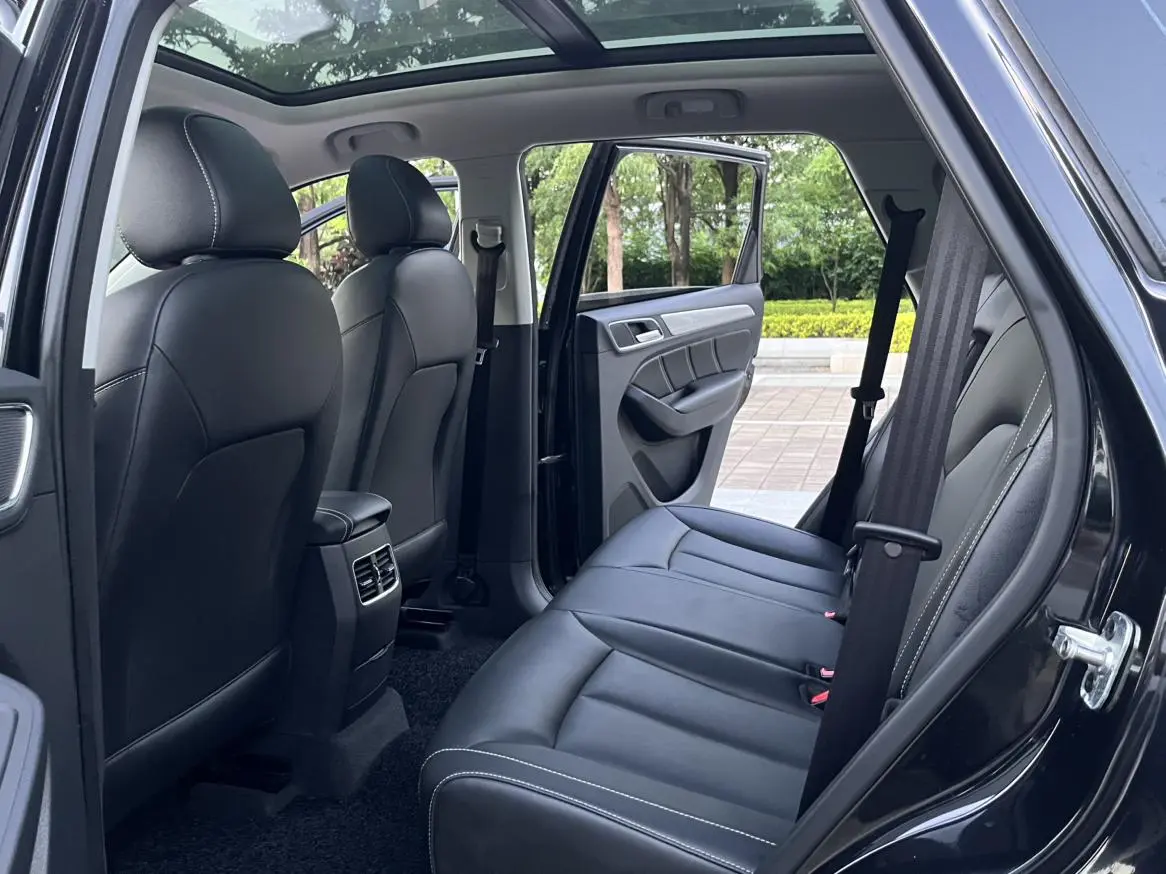 Roewe RX5 2020 20T Auto 4G Connected