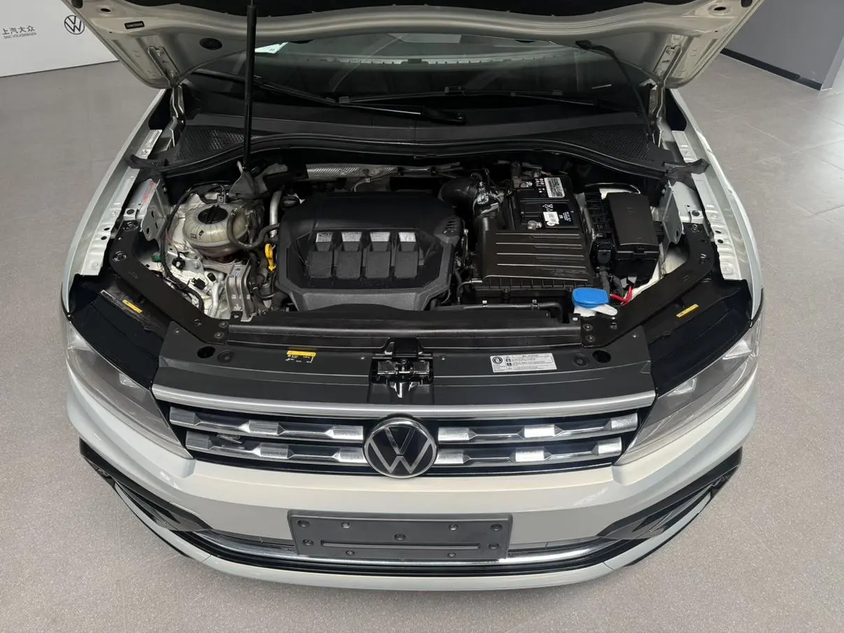 Volkswagen Tiguan L 2021 330TSI Auto 2WD R-Line Premium Enjoy
