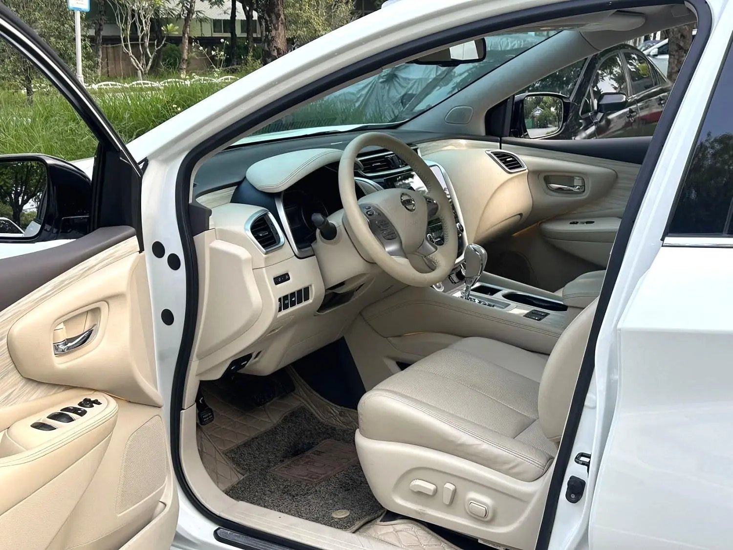 Nissan Murano 2019 2.5L XL 2WD Smart Connected Luxury China VI