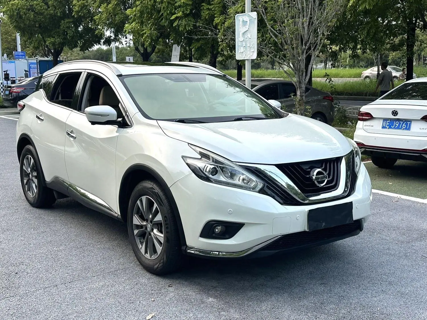 Nissan Murano 2019 2.5L XL 2WD Smart Connected Luxury China VI