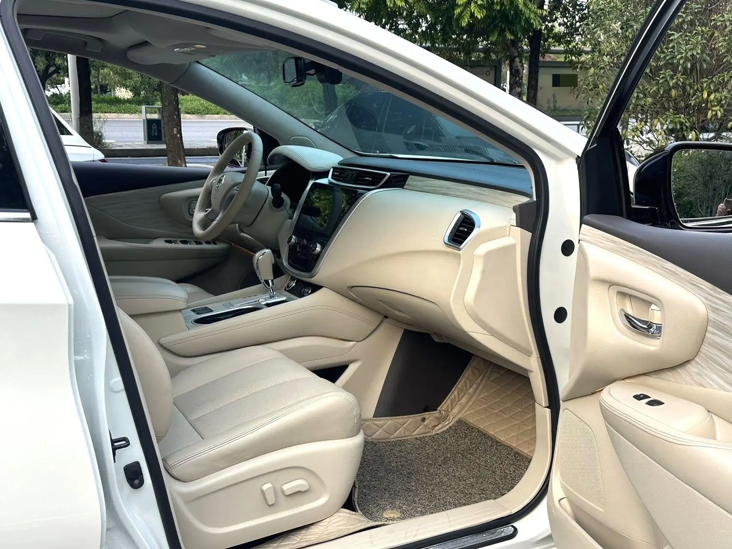 Nissan Murano 2019 2.5L XL 2WD Smart Connected Luxury China VI