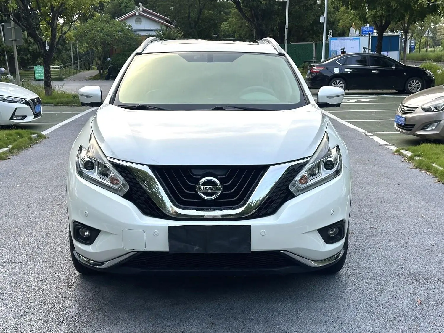 Nissan Murano 2019 2.5L XL 2WD Smart Connected Luxury China VI