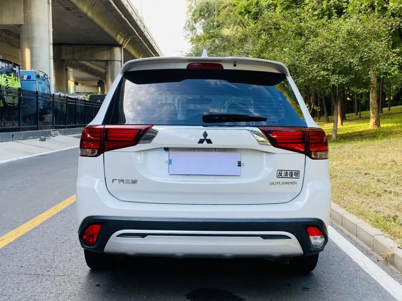 Mitsubishi Outlander 2020 2.0L 2WD Delight 7 seat