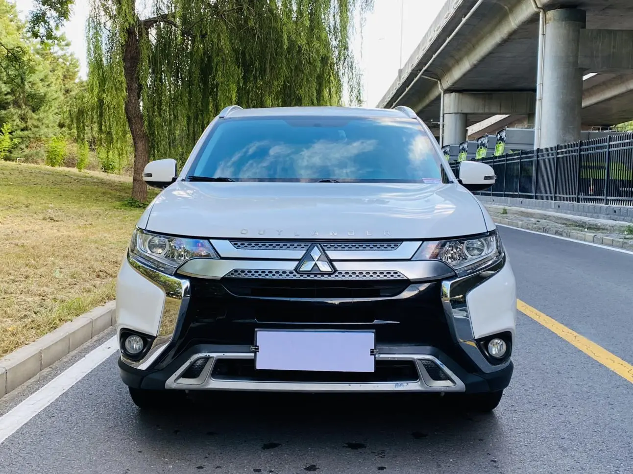 Mitsubishi Outlander 2020 2.0L 2WD Delight 7 seat