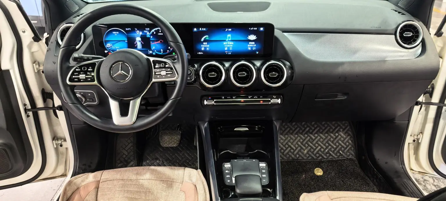 Mercedes-Benz B Class 2023 B 200 Fashion