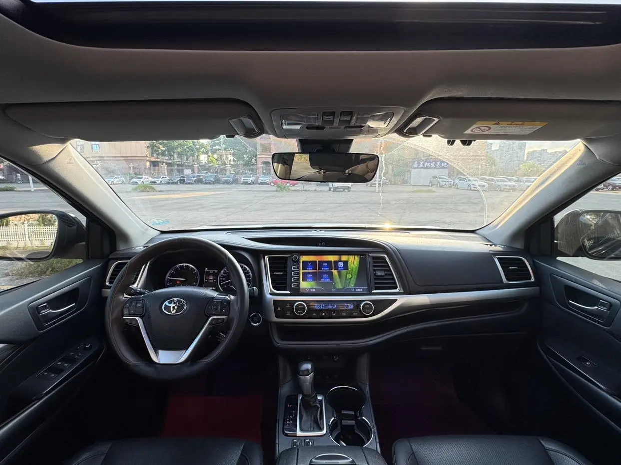 Toyota Highlander 2018 2.0T 4WD Luxury 7 seat China VI