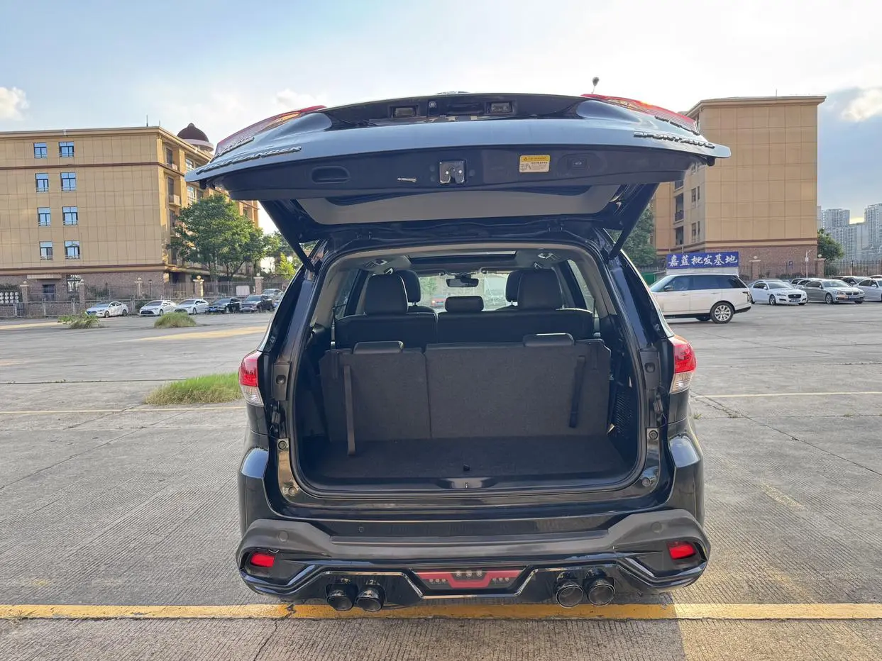 Toyota Highlander 2018 2.0T 4WD Luxury 7 seat China VI