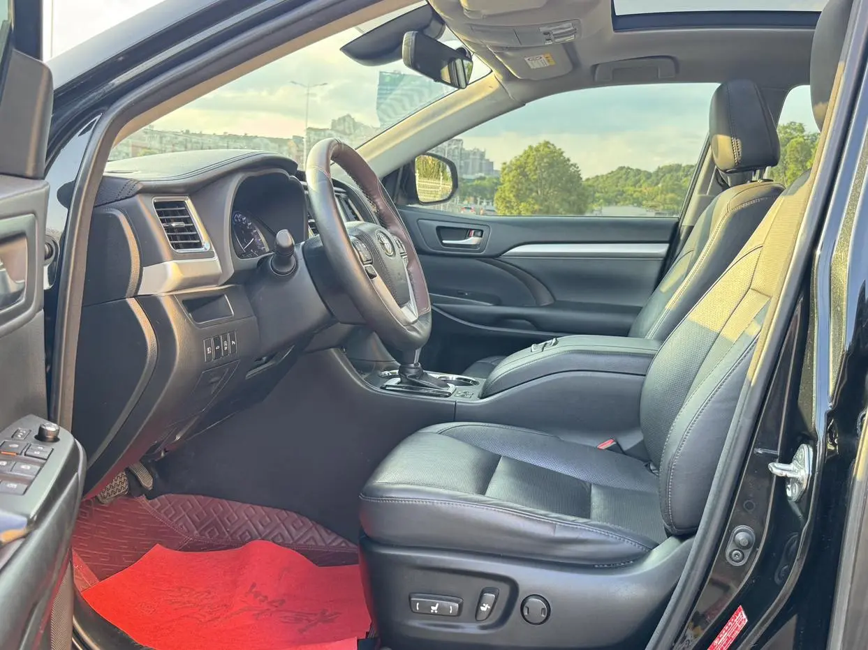 Toyota Highlander 2018 2.0T 4WD Luxury 7 seat China VI