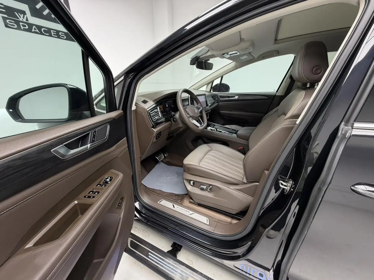 Volkswagen Viloran 2024 380TSI Premium
