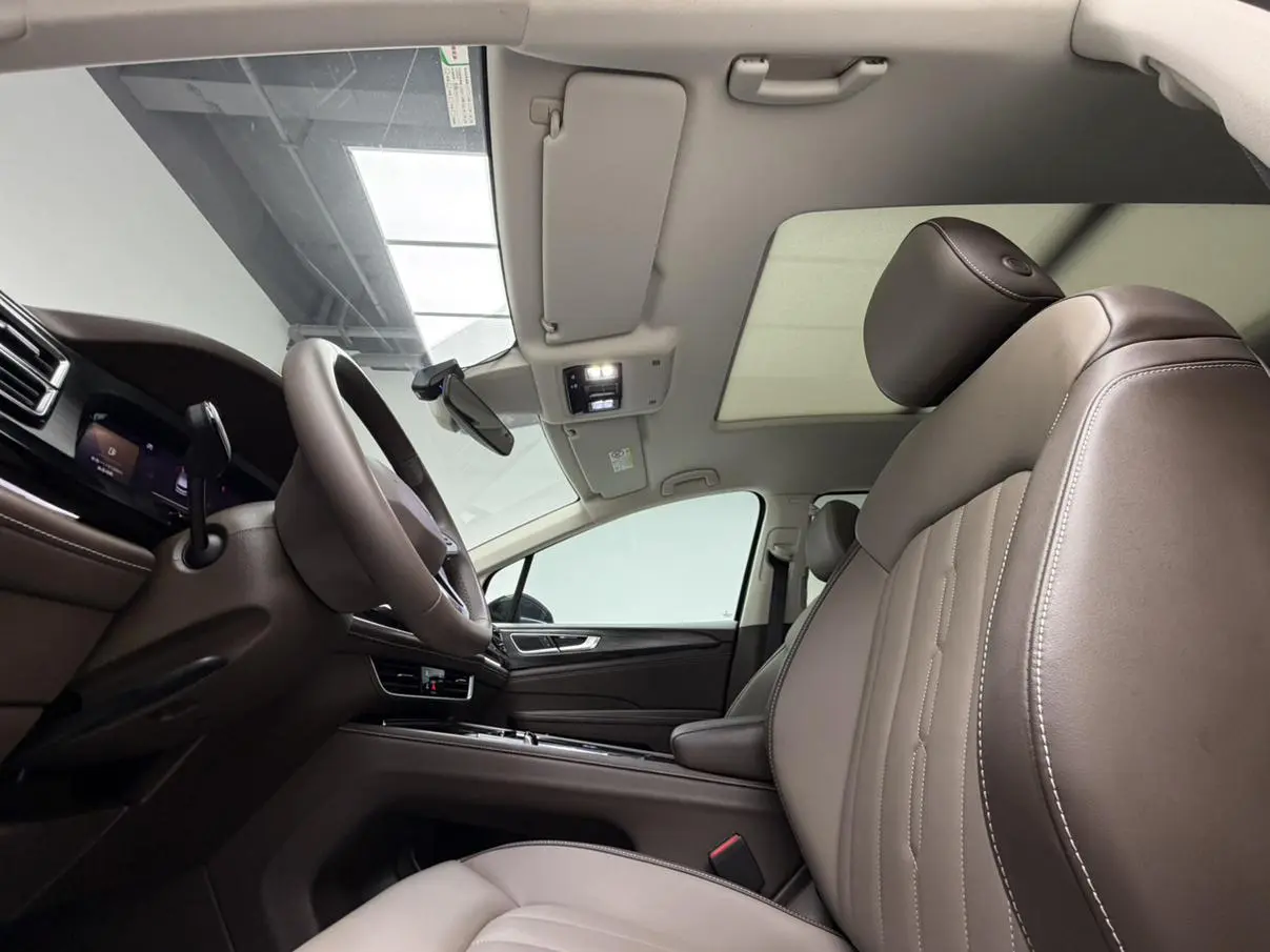 Volkswagen Viloran 2024 380TSI Premium