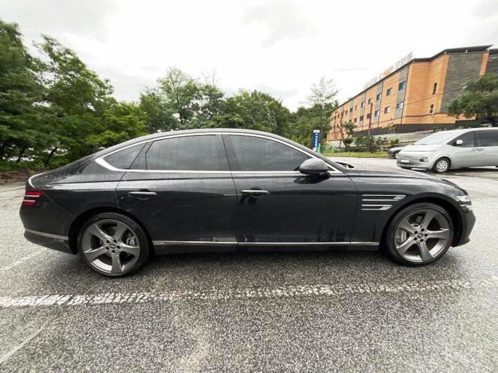 Genesis G80 (RG3) Gasoline 2.5 Turbo 2WD 2024