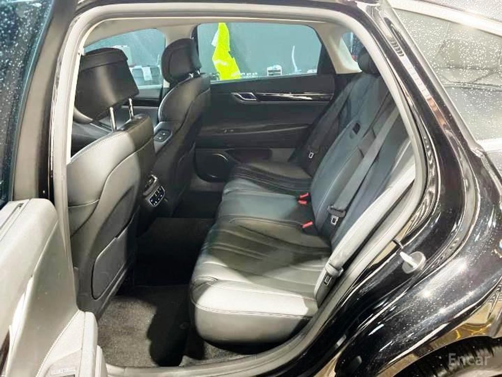 Genesis G80 (RG3) Gasoline 2.5 Turbo 2WD 2024