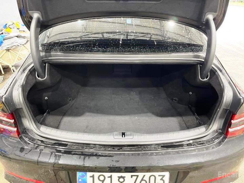 Genesis G80 (RG3) Gasoline 2.5 Turbo 2WD 2024