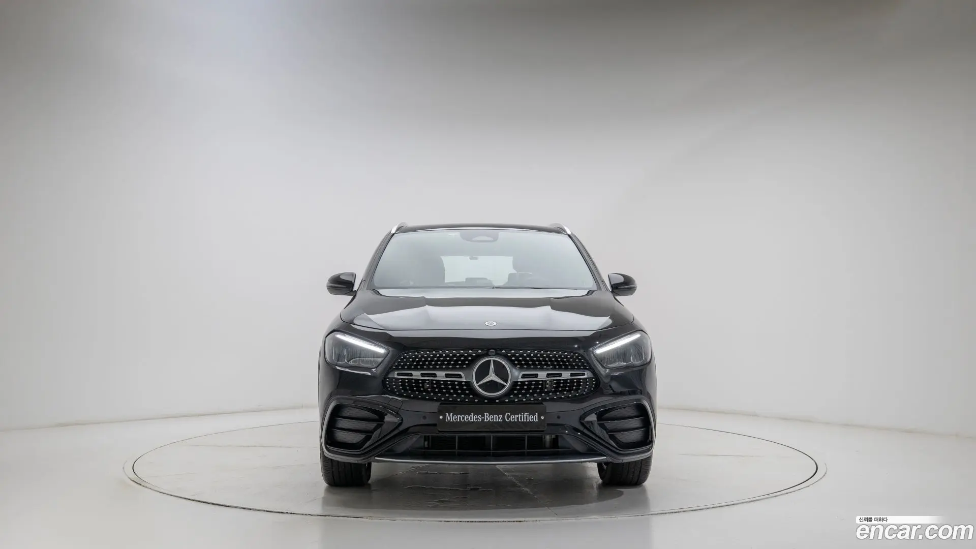 Mercedes-Benz GLA-Class GLA250 4MATIC 2023
