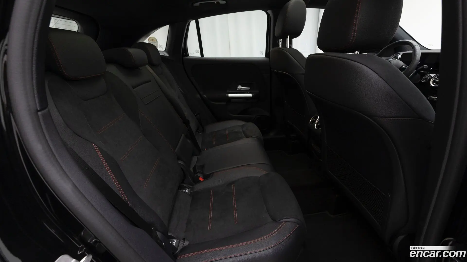 Mercedes-Benz GLA-Class GLA250 4MATIC 2023
