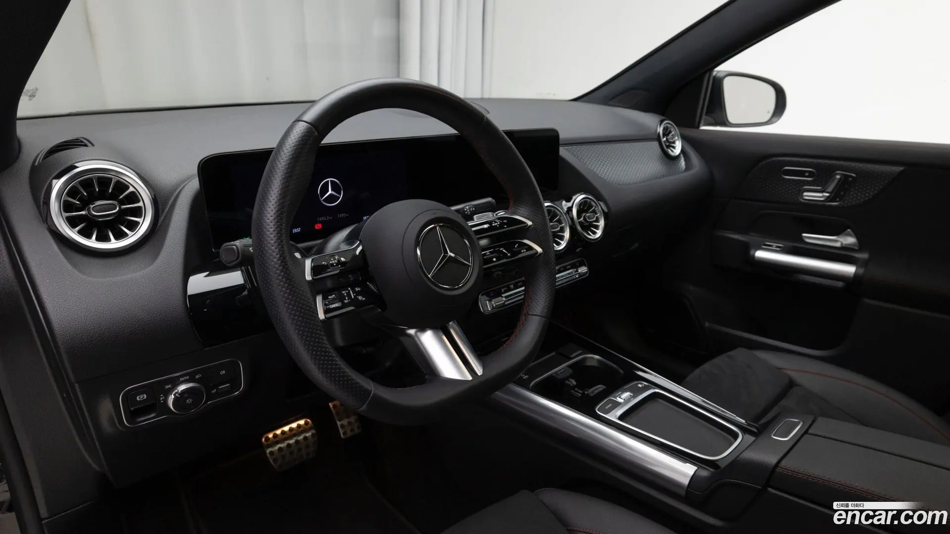 Mercedes-Benz GLA-Class GLA250 4MATIC 2023
