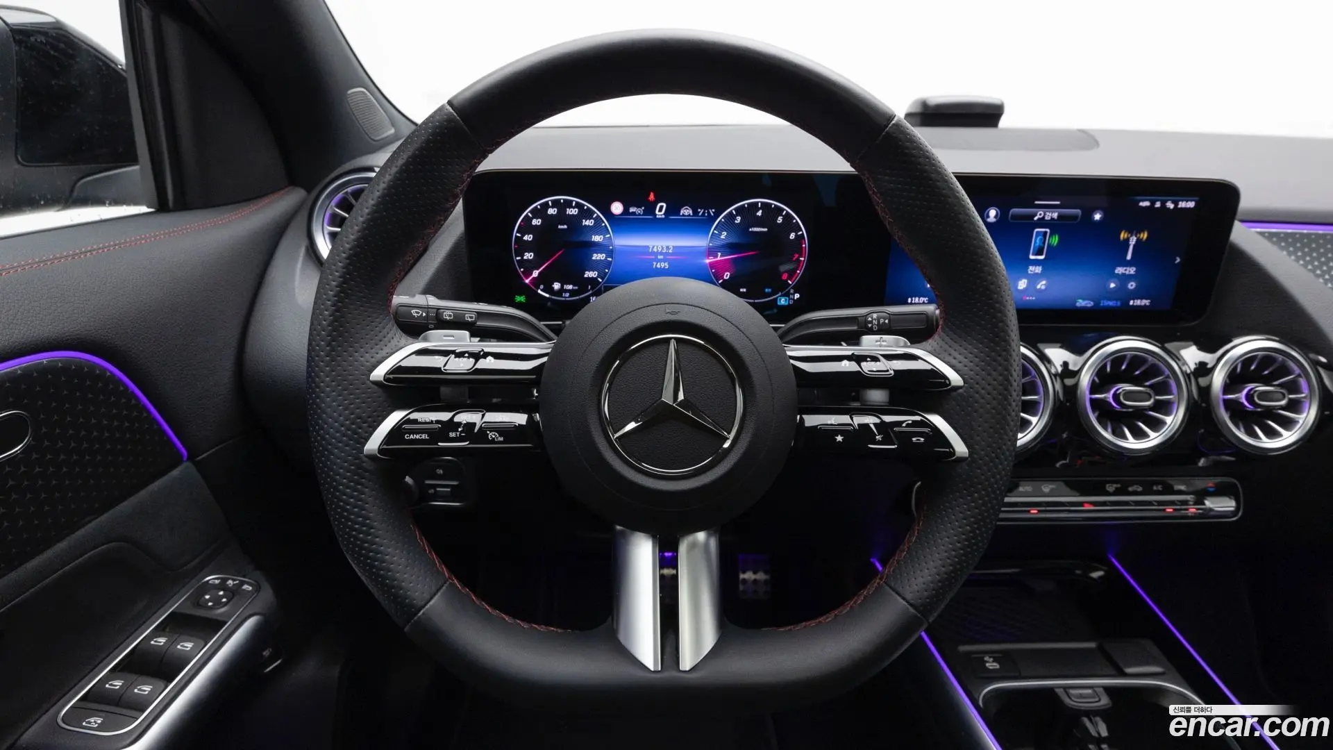 Mercedes-Benz GLA-Class GLA250 4MATIC 2023