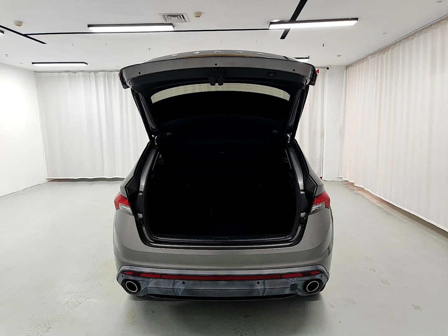 Skoda GT 2019 TSI330 2WD Comfort China V