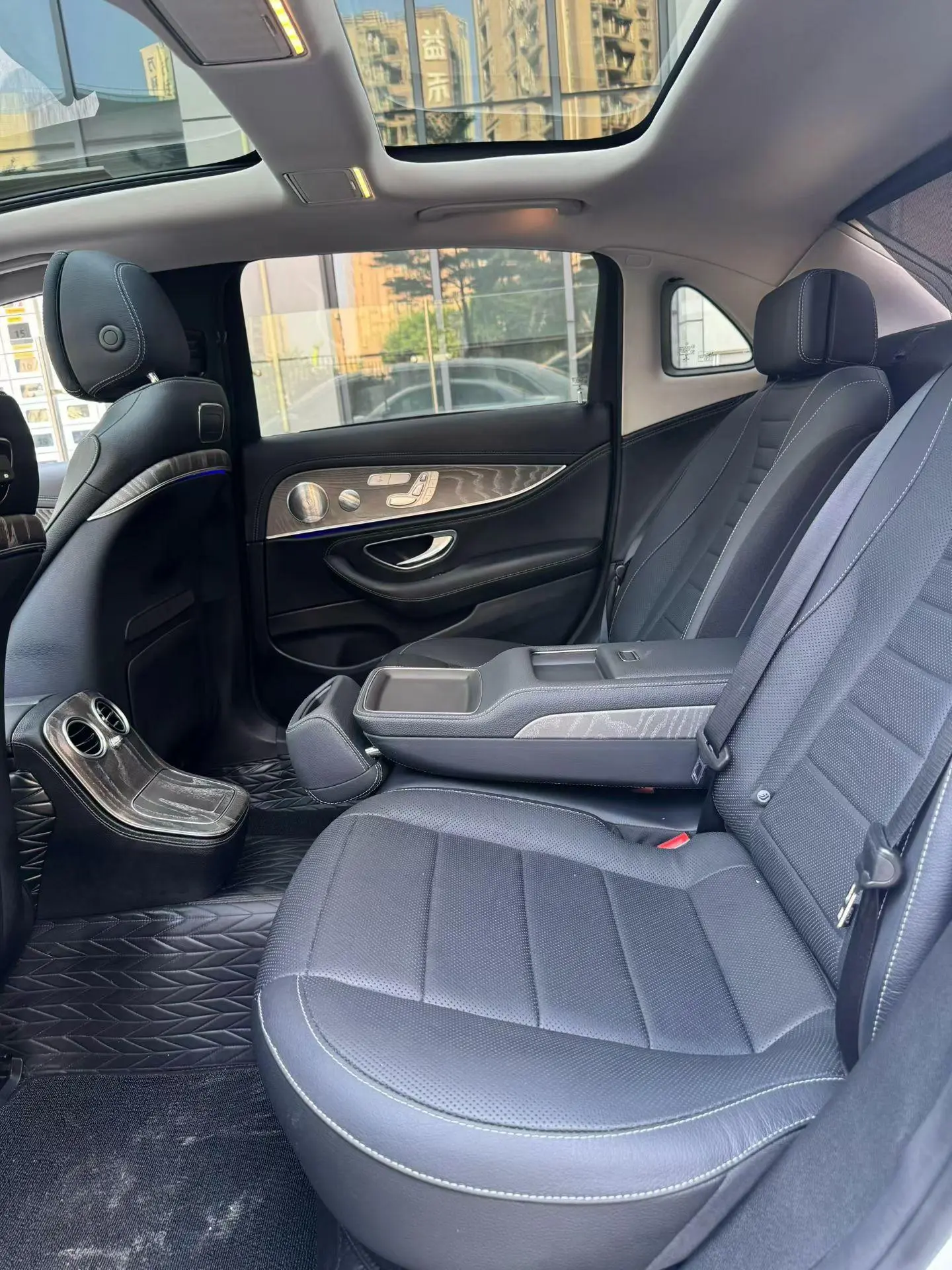 Mercedes-Benz E Class 2021 E 300 L Premium Sport Sedan
