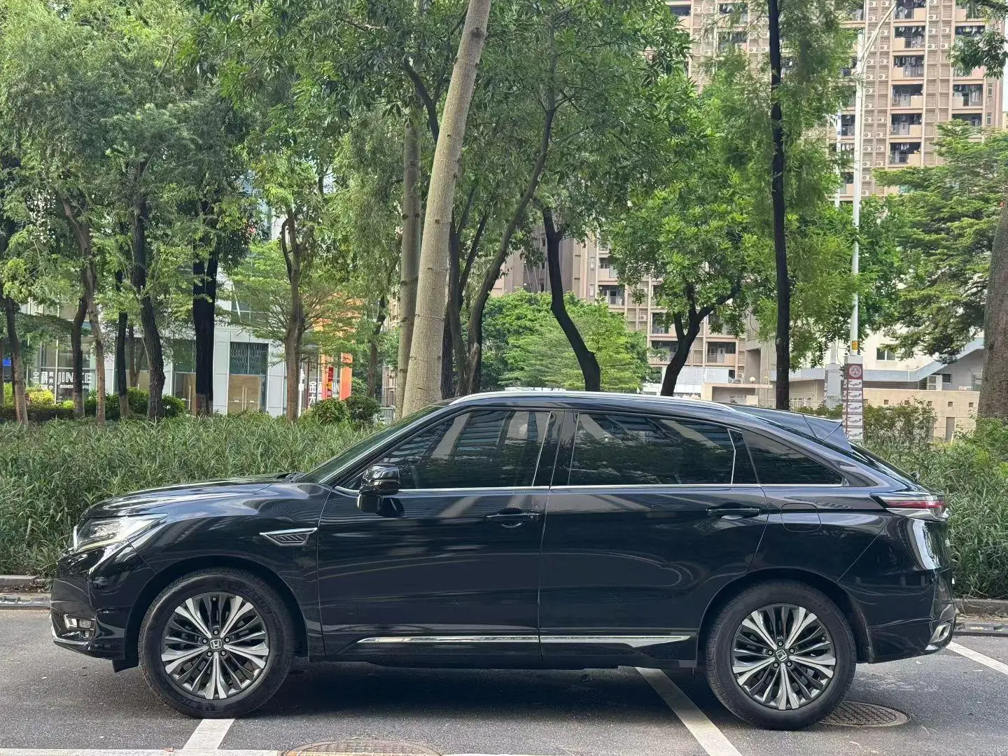 Honda UR-V 2020 370TURBO 4WD Premium Plus
