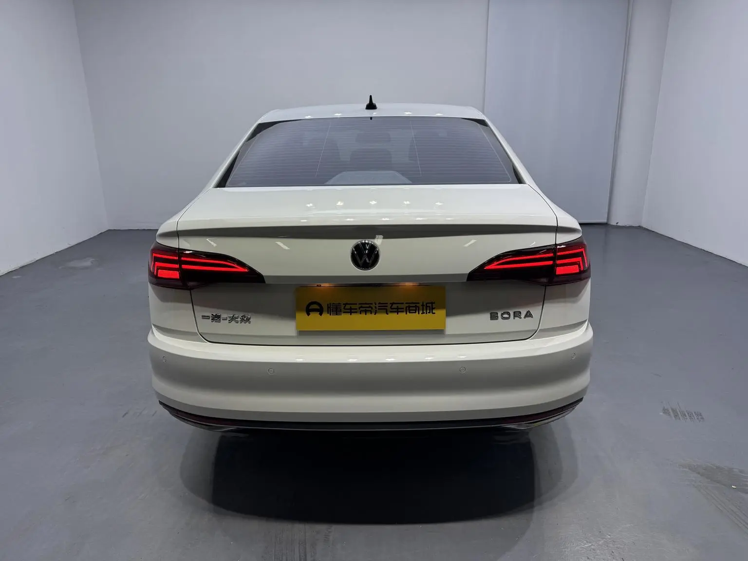 Volkswagen Bora 2021 1.5L Auto Comfort Smart Connected