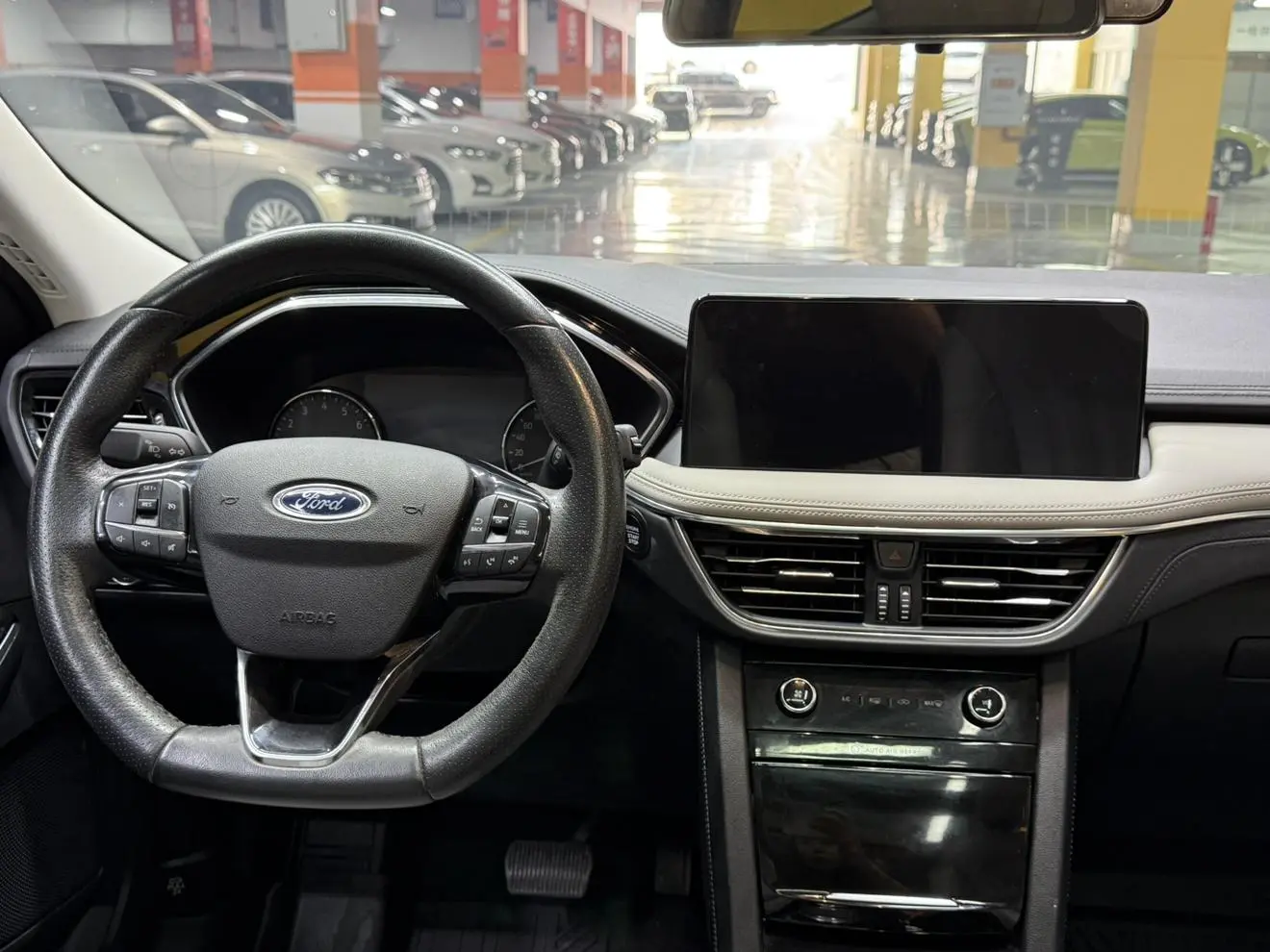 Ford Escape 2020 EcoBoost 245 2WD Shine