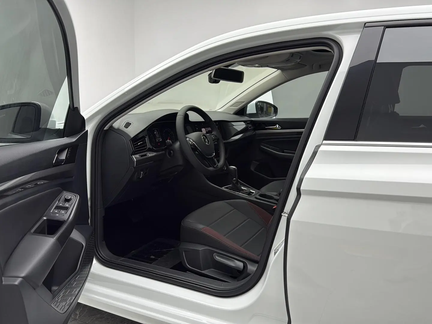 Volkswagen Bora 2021 1.5L Auto Comfort Smart Connected