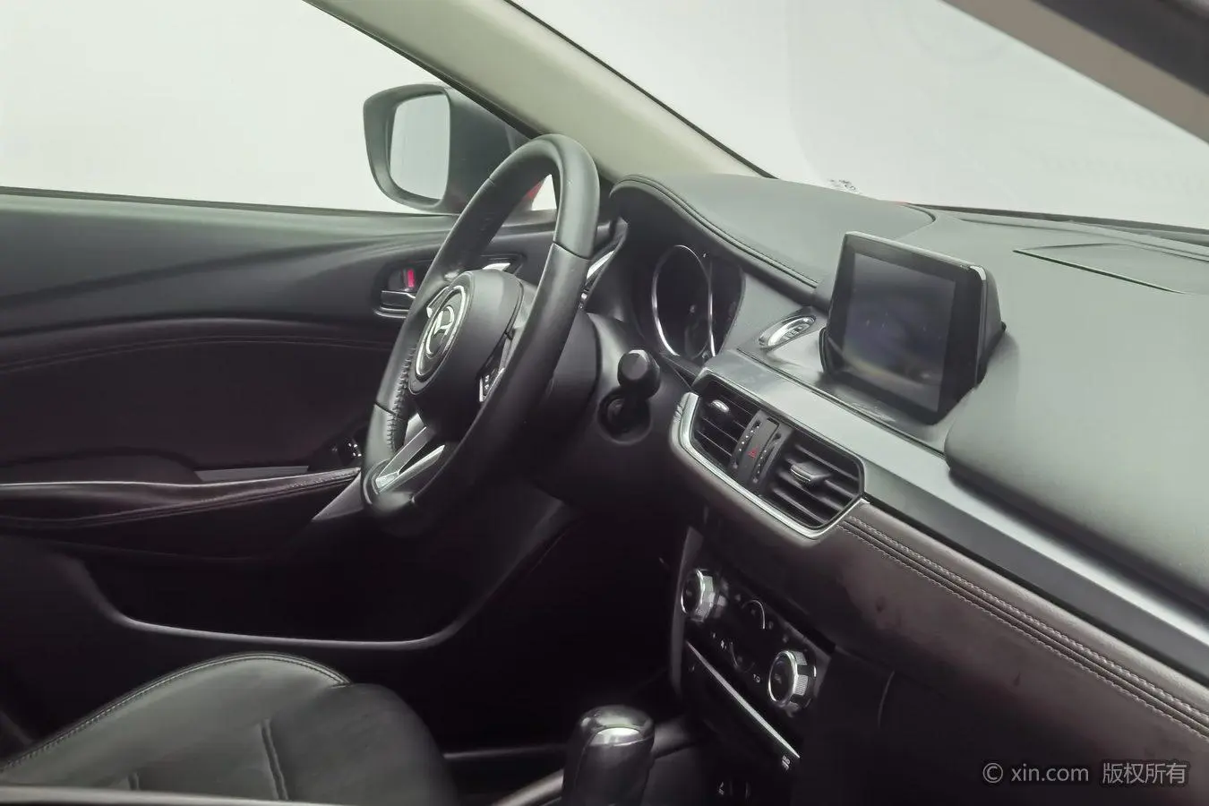 Mazda Atenza 2018 2.0L Blue Sky Luxury China VI