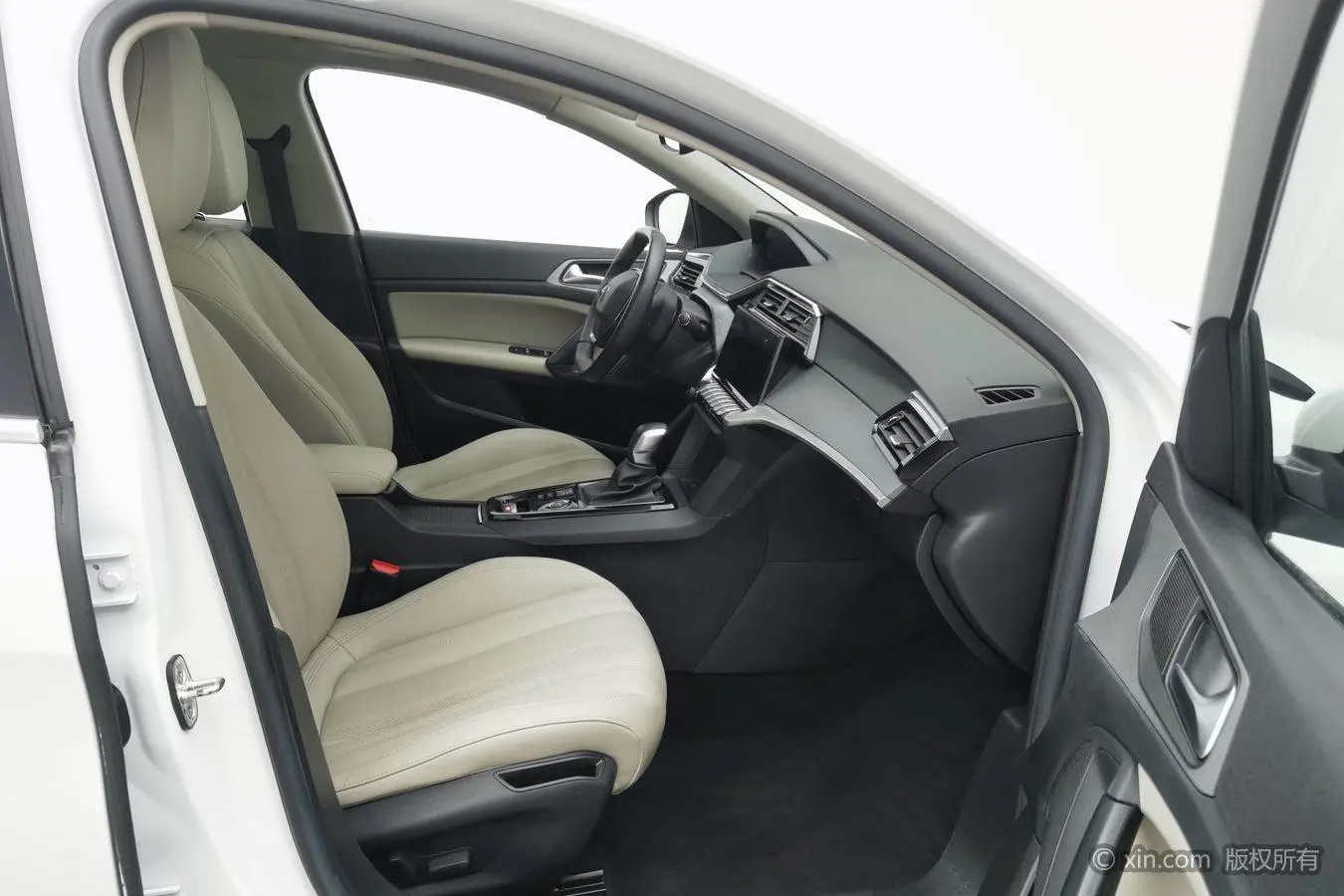 Peugeot 408 2022 1.6T