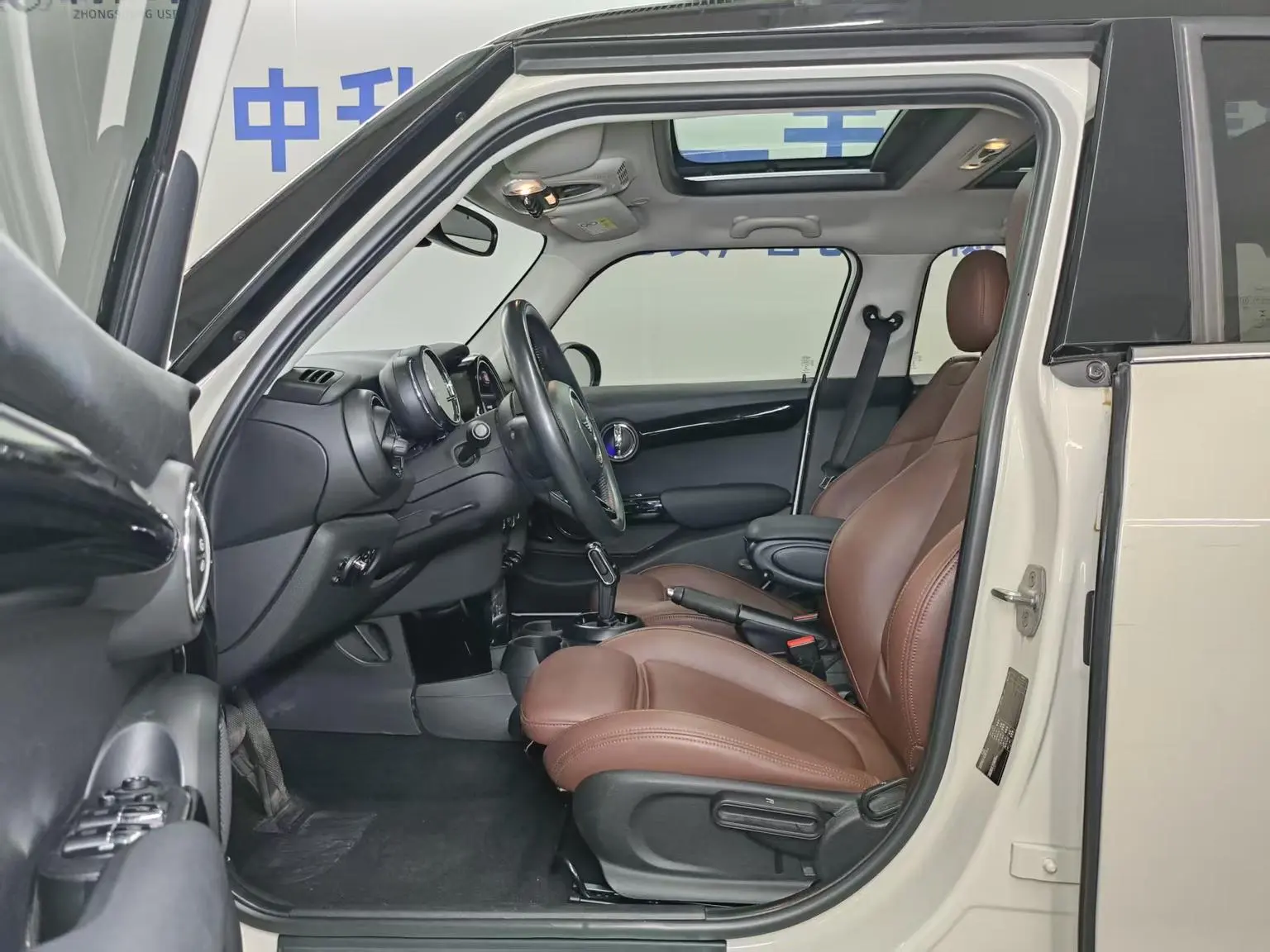 MINI MINI 2018 1.5T COOPER Classic 5