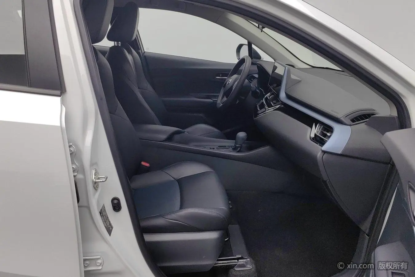 Toyota Izoa IZOA 2023 2.0L