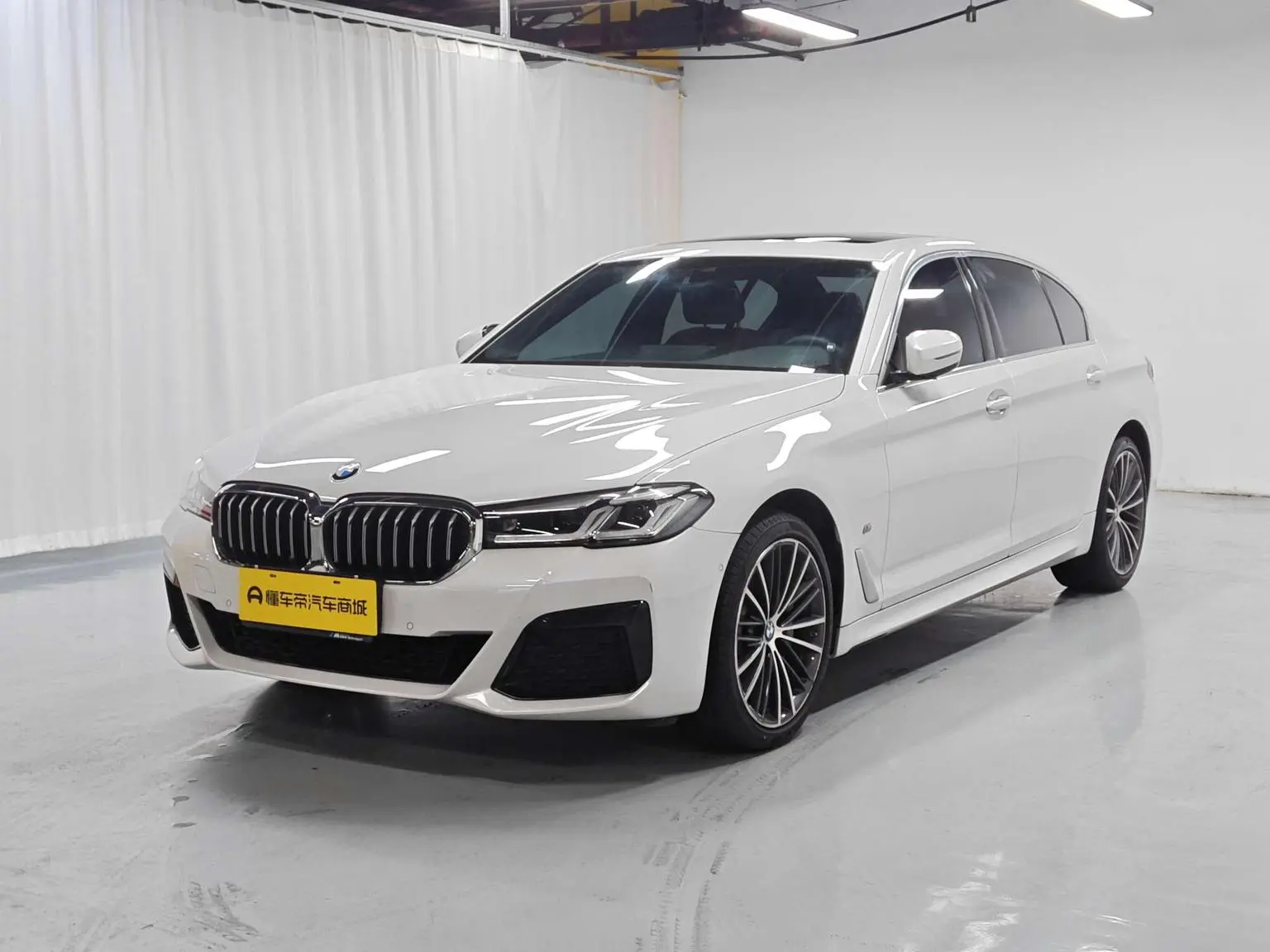 BMW 5 Series 2022 Facelift 530Li Leading M Sport Package